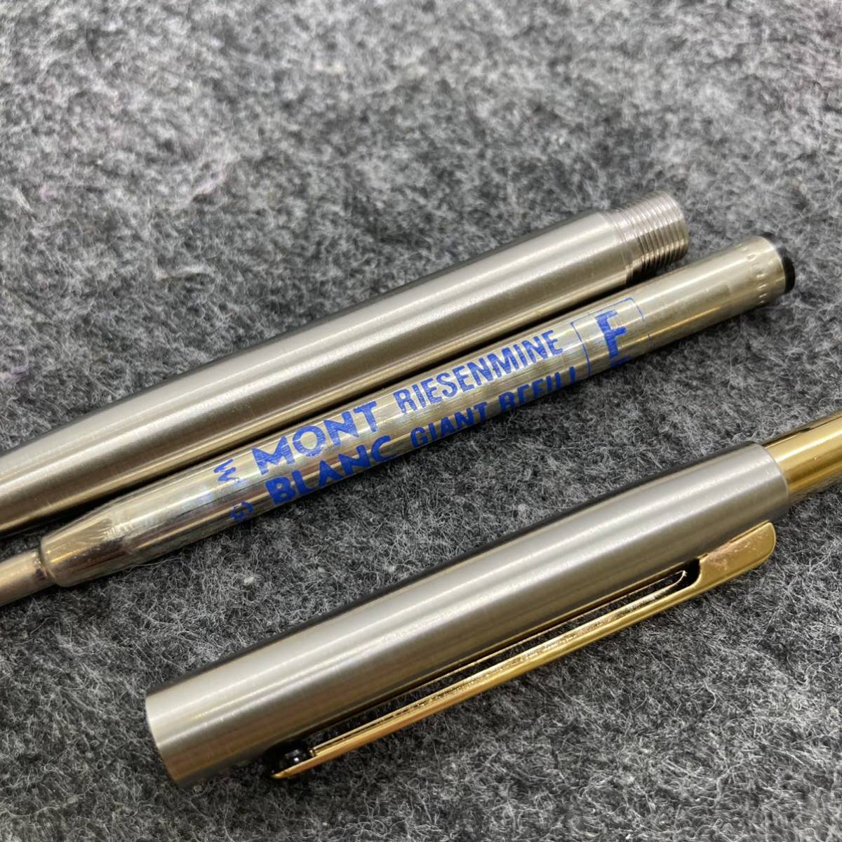 PE1992□MONTBLANC モンブラン ノック式 ボールペン Sライン スリム