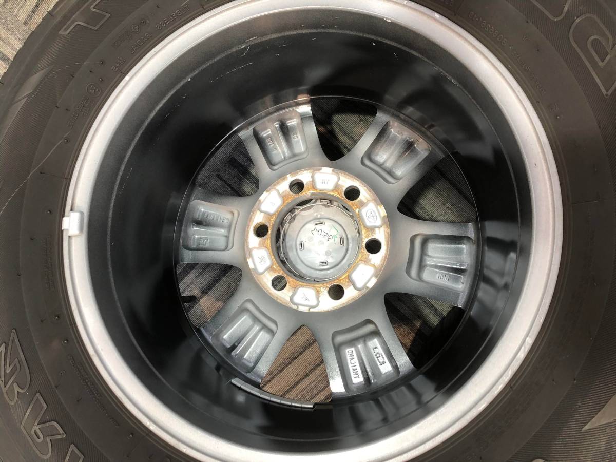 中古品】トヨタ ハイラックス Zグレード 純正アルミホイール265/65R17 