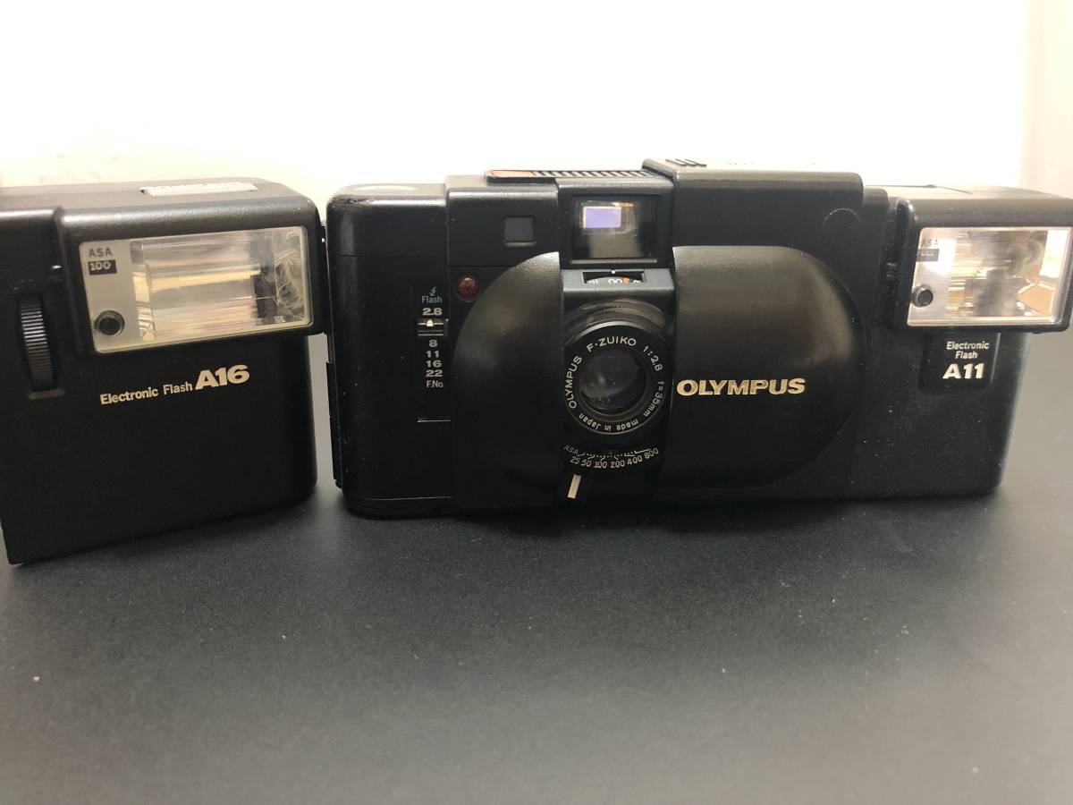 限定セール，新作登場】 オリンパス OLYMPUS XA A11とA16