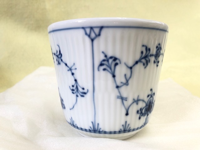 『美品【未使用品】ロイヤルコペンハーゲン ROYAL COPENHAGEN ブルーフルーテッド スタイルカップ 湯呑み 1客』