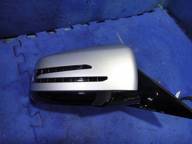 メルセデス ベンツ W212 E300 E350 等 右 ドアミラー 775/イリジウム シルバー [3406]