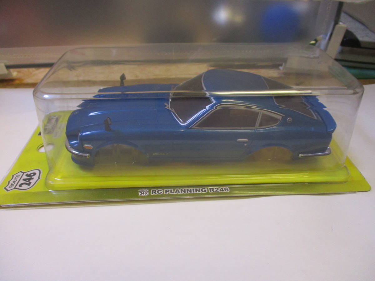 京商 ミニッツ AWD MR-03 NISSAN FAIRLADY Z 240Z-L メタリック ブルー RC PLANNING R246 ROUTE ニッサン フェアレディ