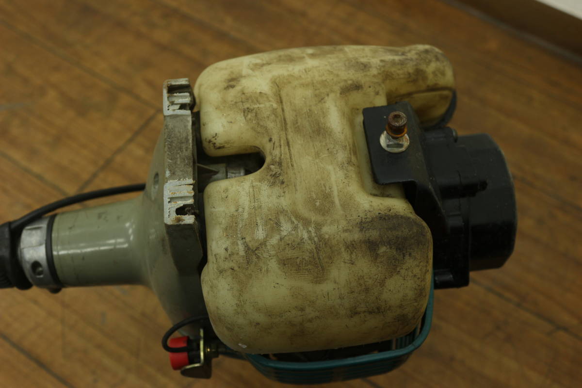 中古品 makita/マキタ 刈払機 草刈機 MEM262