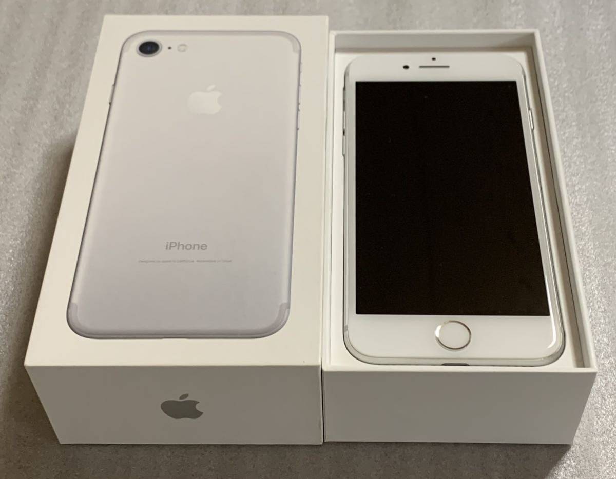 バッテリー100%】 iPhone7 32GB SIMフリー au ◯