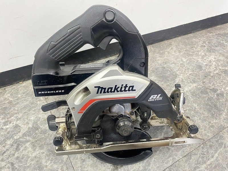 ■綺麗【makita マキタ 125mm 充電式マルノコ HS474D ブラック コンパクトボディ 圧倒的パワー モータサイズ＆コイル巻数アップ 本体のみ】