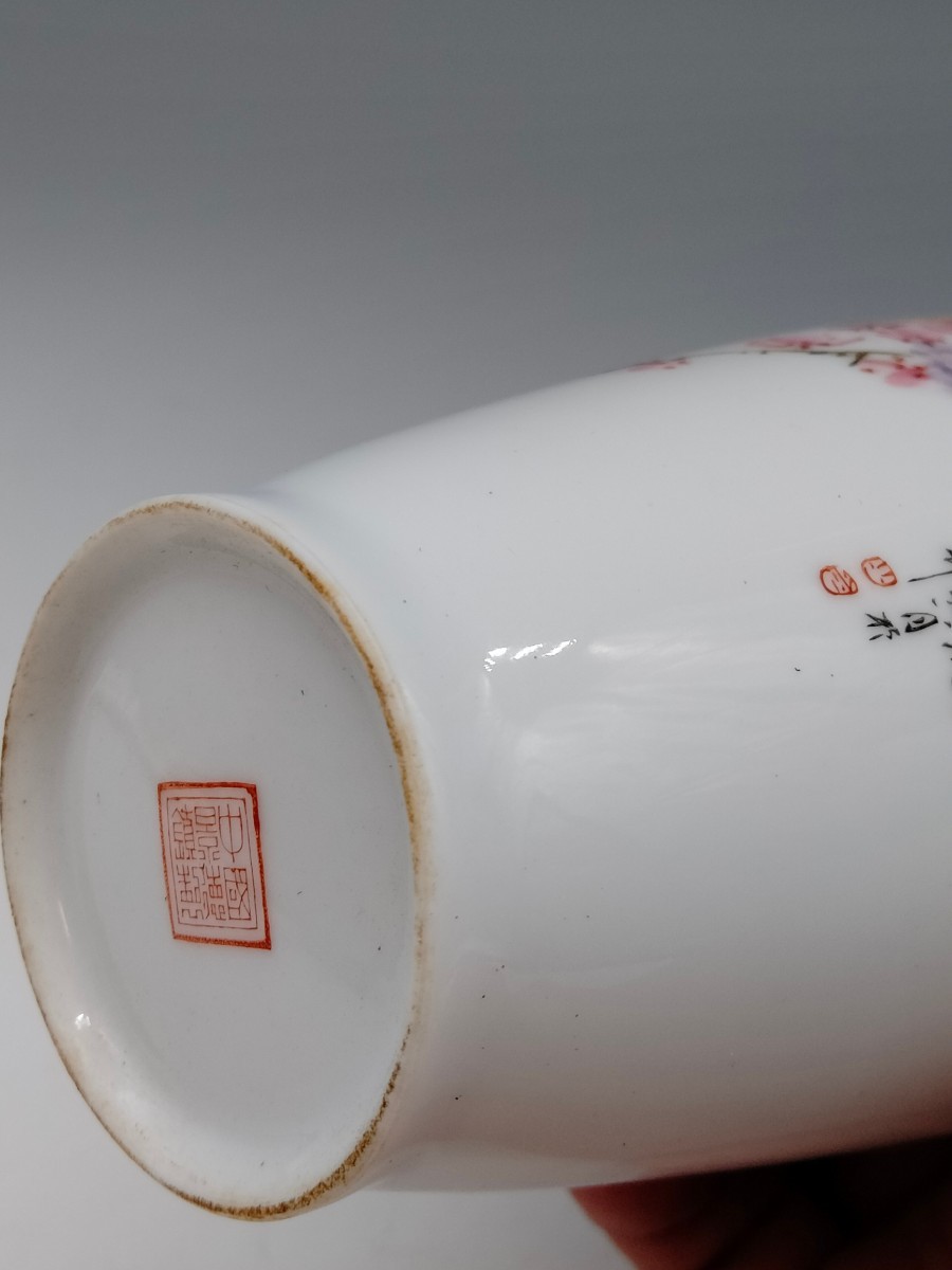 中国 花瓶 景徳鎮 在銘 粉彩花鳥紋花瓶 高さ21cm. 154 g 無傷 景徳鎮窯