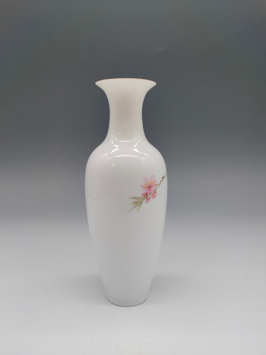 中国 花瓶 景徳鎮 在銘 粉彩花鳥紋花瓶 高さ21cm. 154 g 無傷 景徳鎮窯
