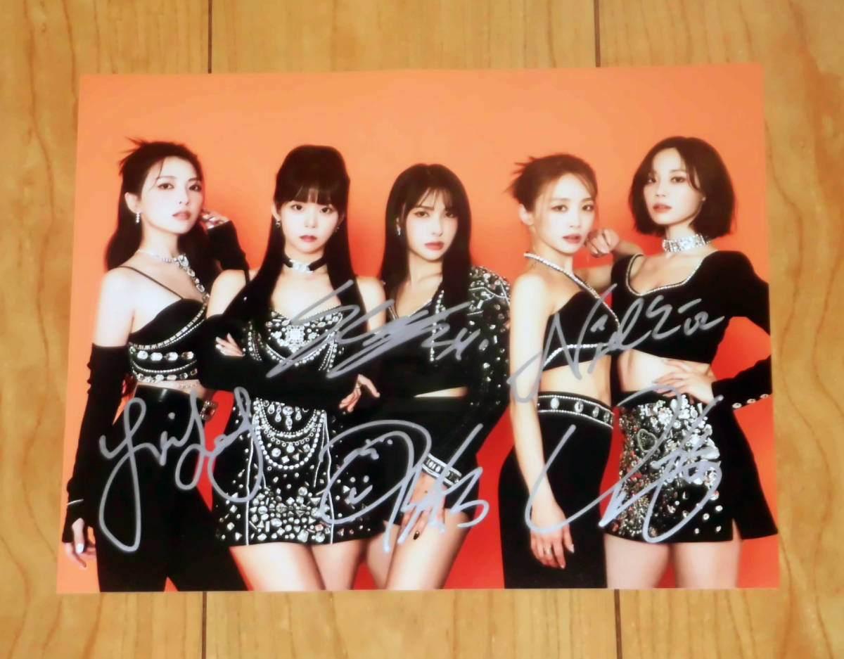 KARA◇15周年記念アルバム「MOVE AGAIN」大型スチール写真②◇直筆 