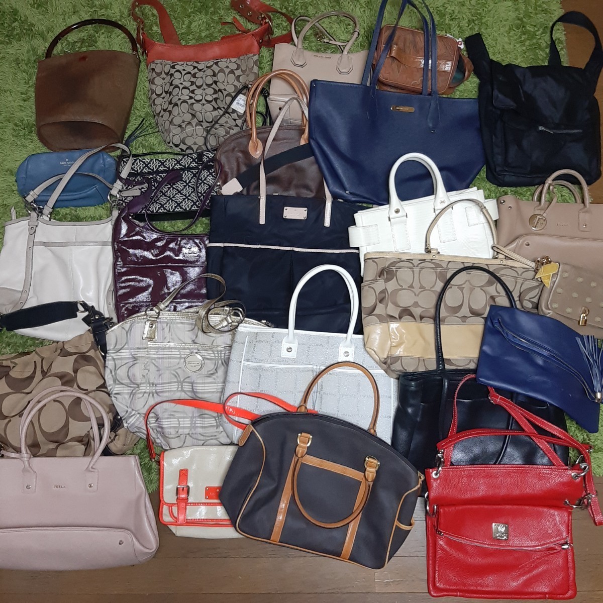 コーチ ケイトスペード フルラ マイケルコース エトロ 等 ブランドバッグ まとめ売り 25点