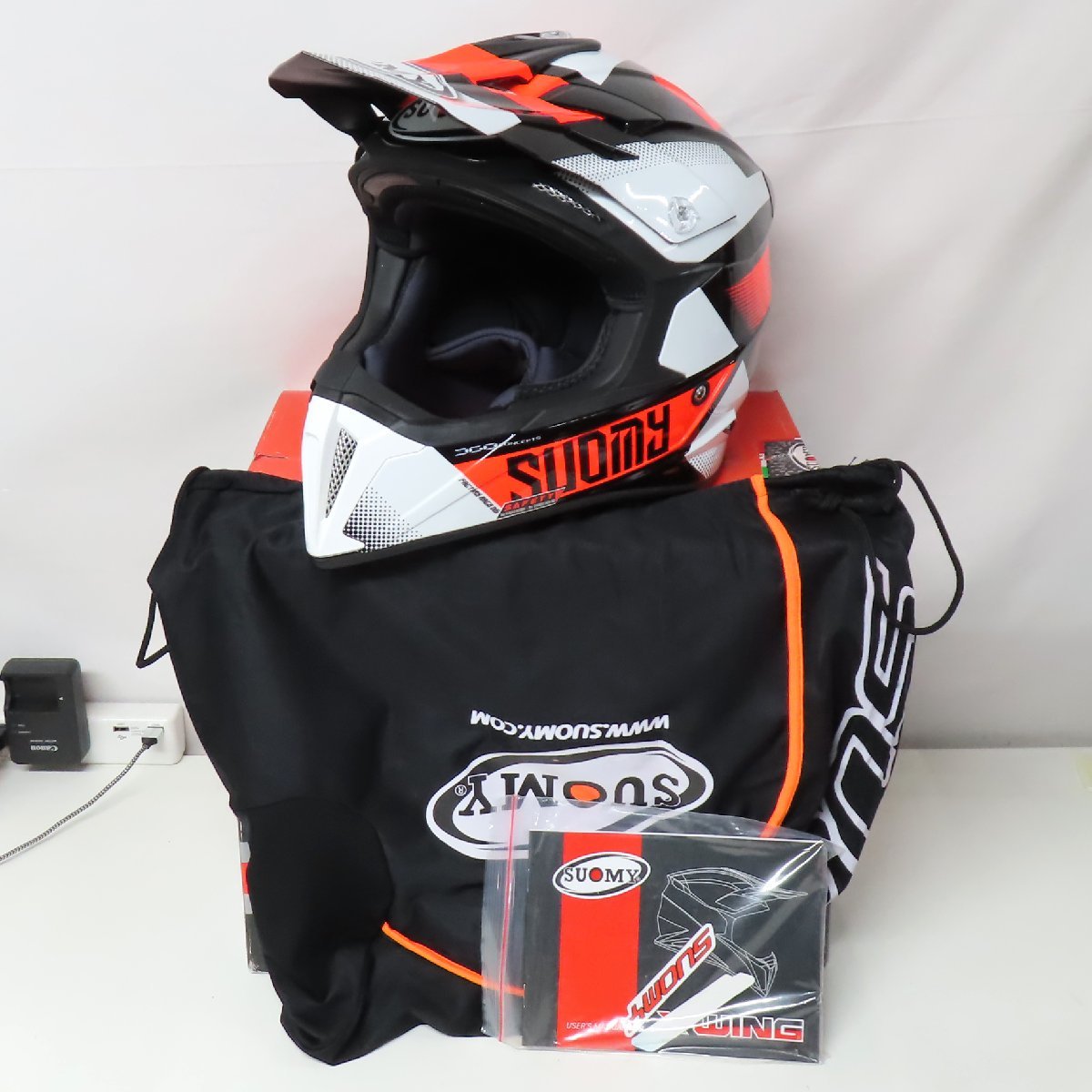 【激安大特価，品質保証】 SUOMY スオーミー X-WING GRIP オフロード フルフェイスヘルメット XLサイズ モトクロス エンデューロ モタード(XLサイズ)｜売買されたオークション情報、yahooの商品情報をアーカイブ公開 - オー フルフェイス（オフロード用）