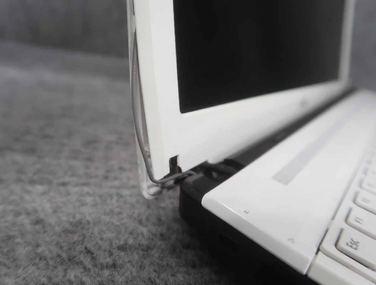 富士通 LIFEBOOK AH53/M Core i7-4702MQ 2.2GHz 4GB ブルーレイ ノート