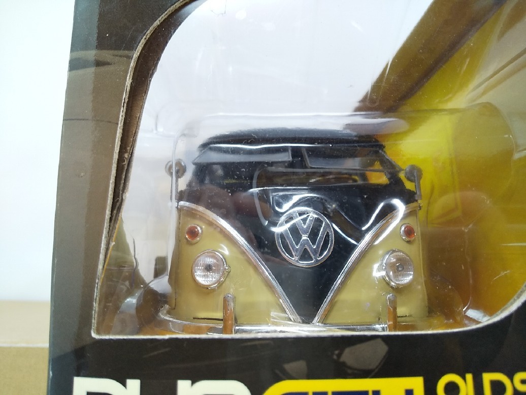 Jada Toysジャダトイズ DUB CITY OLD SKOOL 1/24 1962 VOLKSWAGEN BUS
