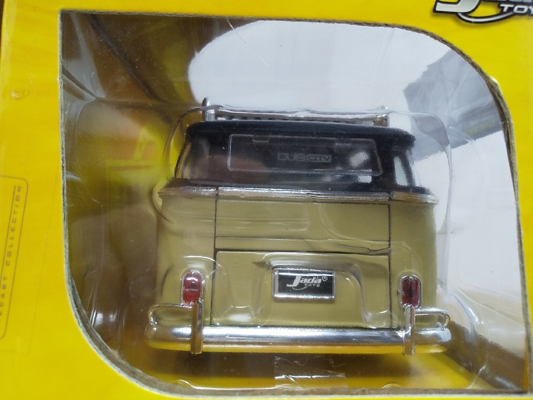 Jada Toysジャダトイズ DUB CITY OLD SKOOL 1/24 1962 VOLKSWAGEN BUS