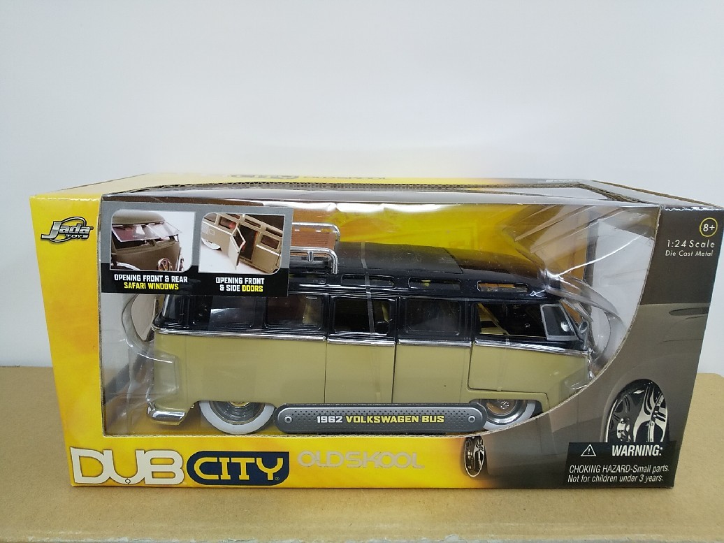 Jada Toysジャダトイズ DUB CITY OLD SKOOL 1/24 1962 VOLKSWAGEN BUS