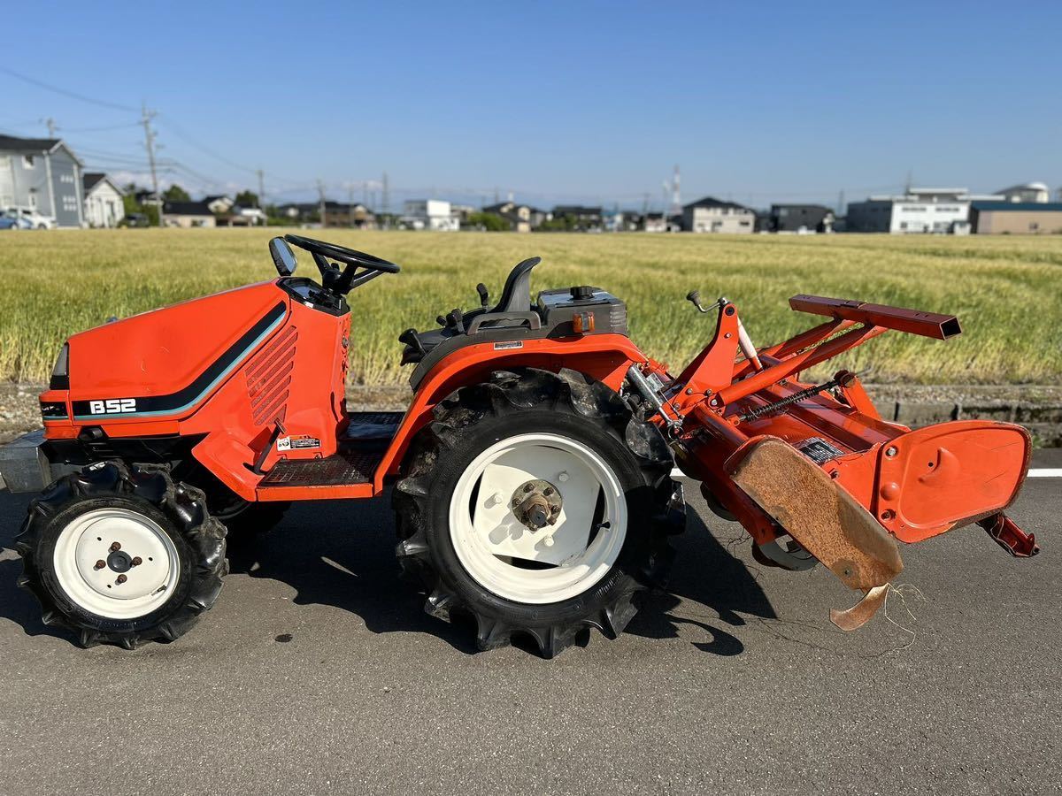 クボタ製トラクター B52 4WD＊15馬力＊ディーゼルエンジン