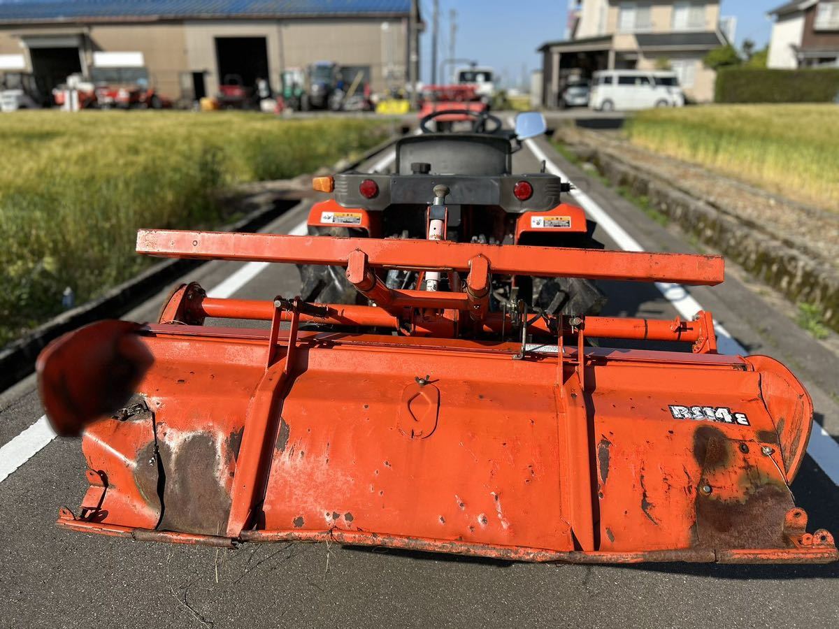 クボタトラクター 4WD B52。15馬力 富山県射水市発 使用時間593 【公式