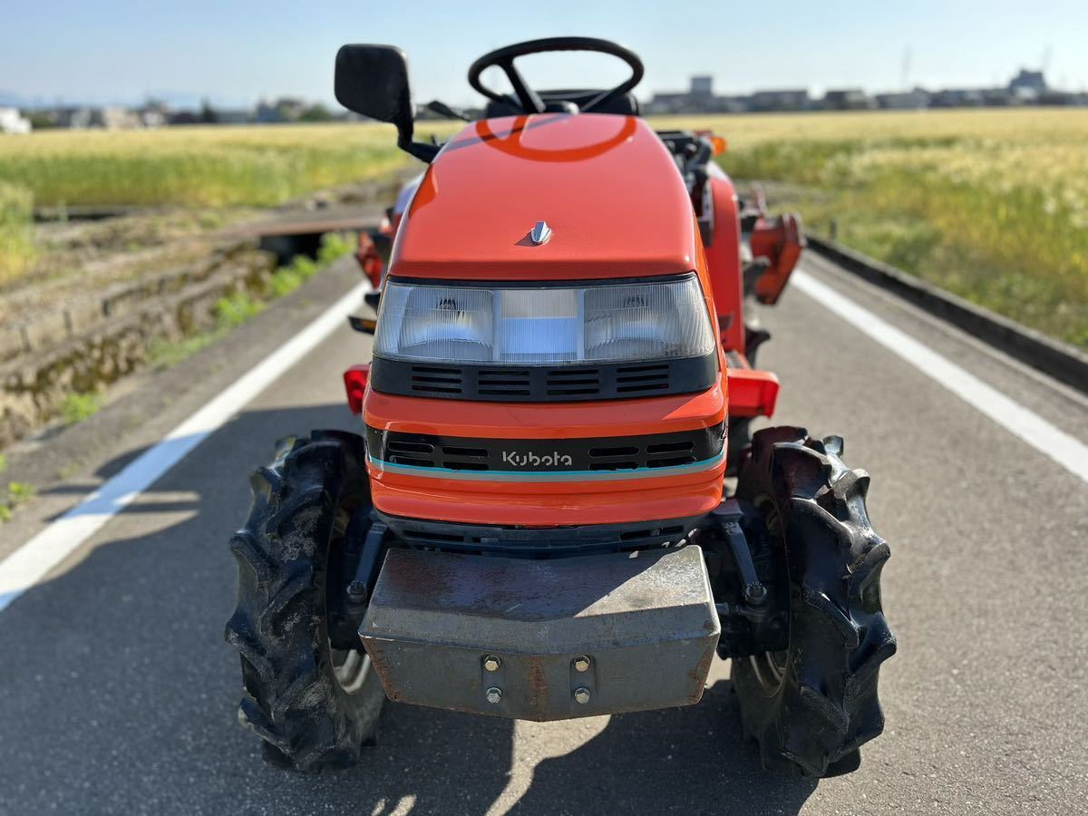 クボタトラクター 4WD B52。15馬力 富山県射水市発 使用時間593 【公式