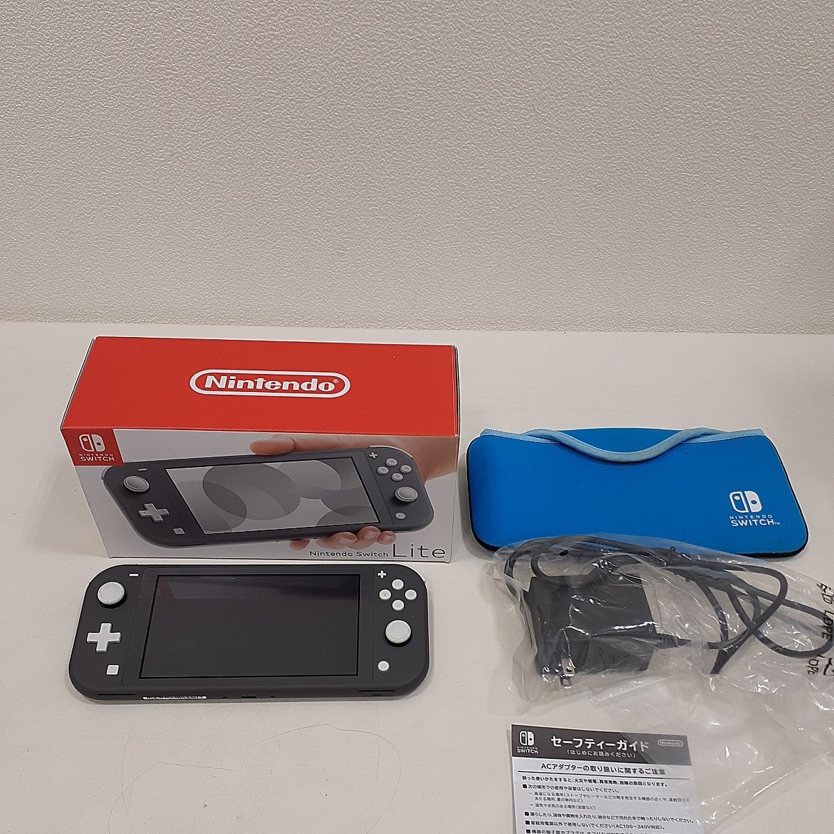 【入電確認済】ニンテンドー スイッチ ライト 本体 グレー 付属品 外箱 ハードケース付き Nintendo Switch Lite Gray HDH-S-GAZAA