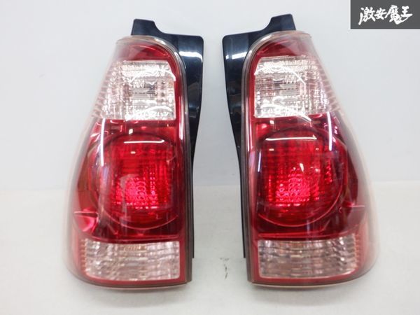 【新品，人気SALE】 トヨタ 純正 215系 ハイラックス サーフ 前期 テールライト テールランプ 左右 左右セット KOITO 35-100 即納 棚C-3(テールライト)｜売買されたオークション情報、yahooの商品情報をアーカイブ公開 トヨタ用