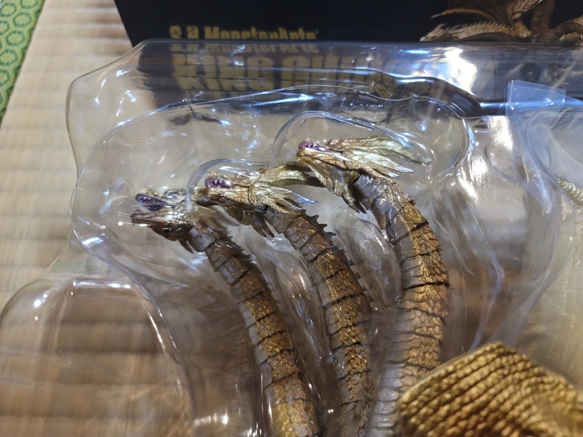 S.H.MonsterArts モンスターアーツ キングギドラ2019 Special Color 