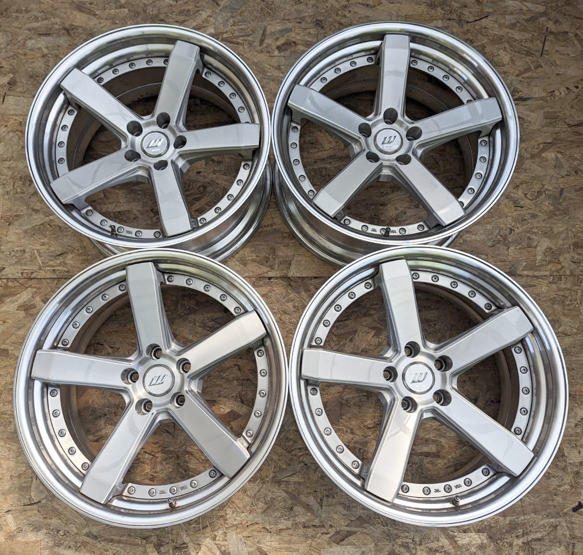 希少！】WORK ZEAST ワーク ジーストZE2 ST2 BRU 4本 19インチ9J +18 