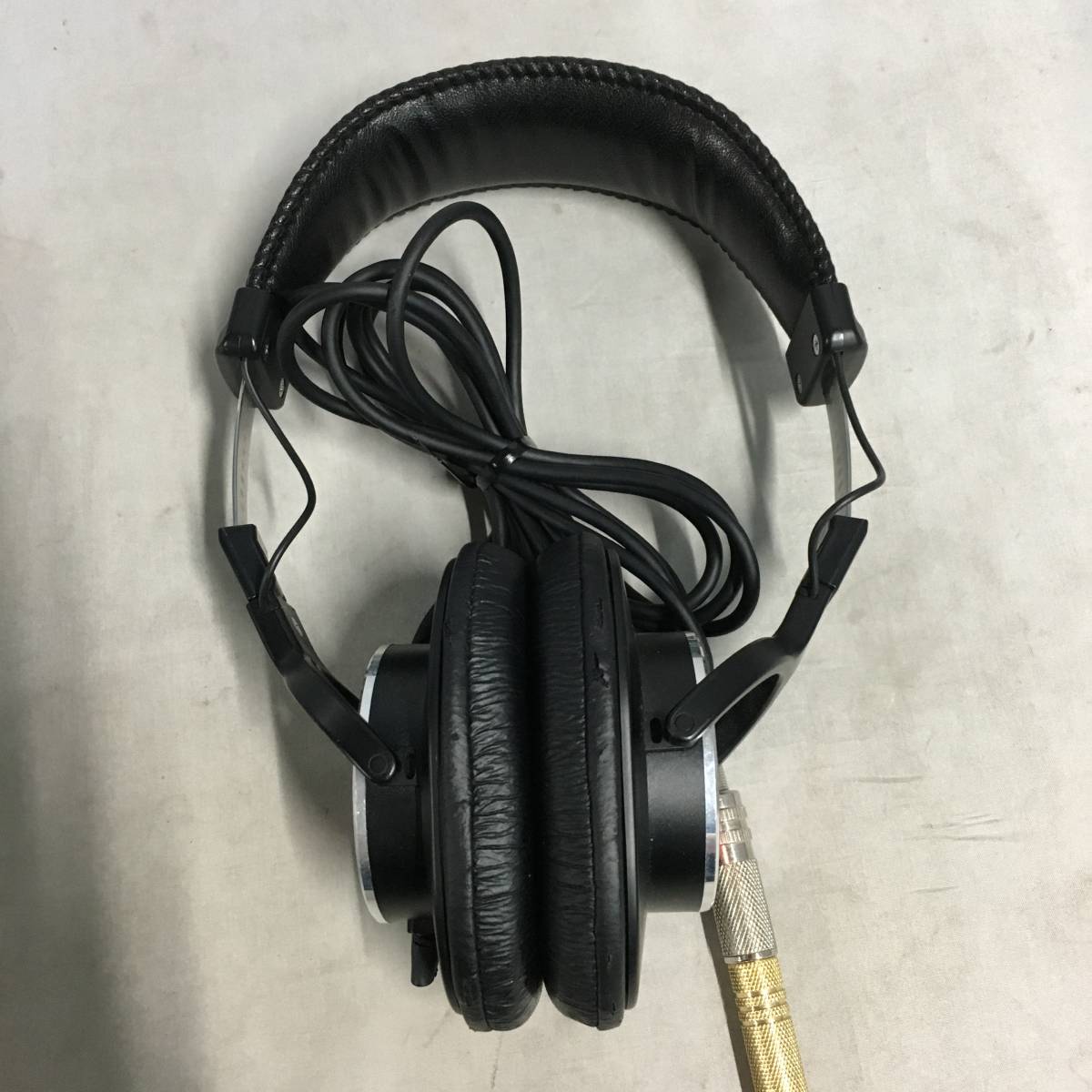 ○SONY 密閉型スタジオモニターヘッドホン ヘッドフォン MDR-CD900ST