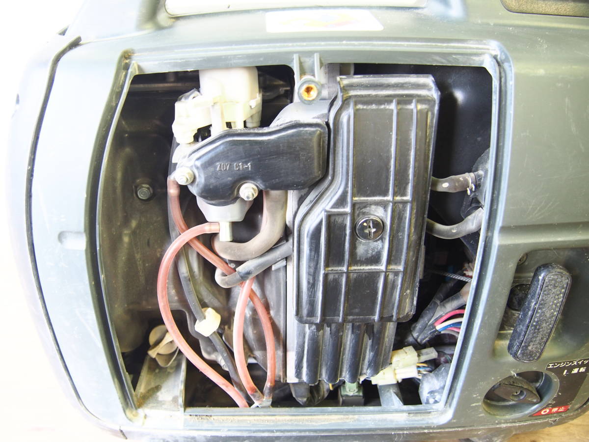 ☆【T0512-3】 HONDA ホンダ EU16i インバーター発電機 ジャンク EU16i