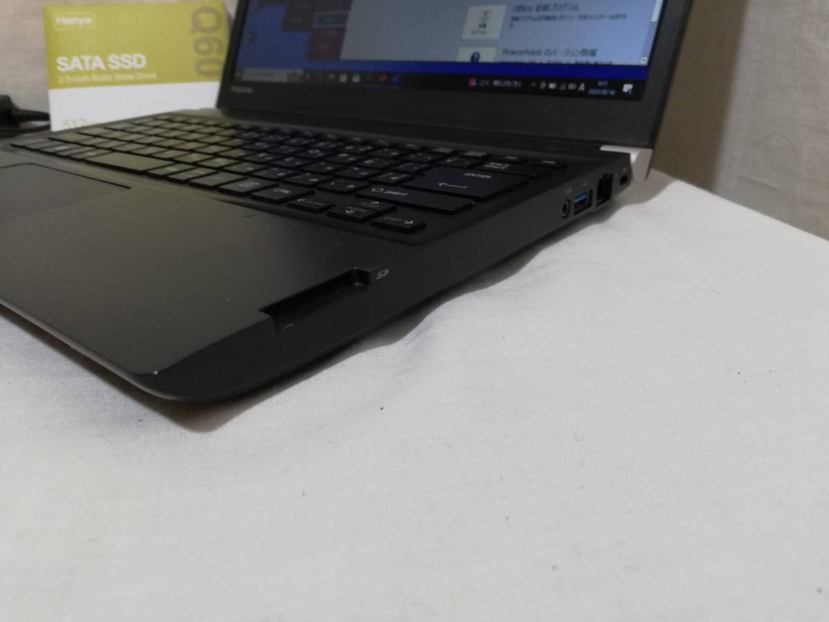 13.3 モバイルノート dynabook R734/M / core i5 / 512GB新品SSD / RAM