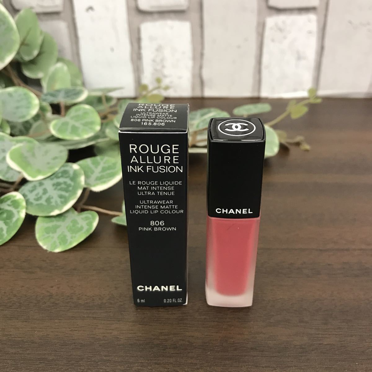 新品，安い 6893-1 シャネル CHANEL ルージュアリュール インクフュージョン マット NO.806ピンクブラウン 保管品(リップグロス)｜売買されたオークション情報、yahooの商品情報をアーカイブ公開 - オークフ リップグロス
