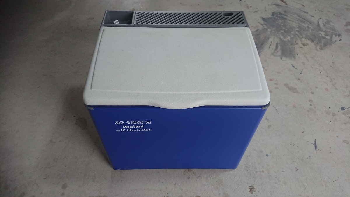 RC1800N Iwatani イワタニ クーラーボックス ジャンク 送料込み
