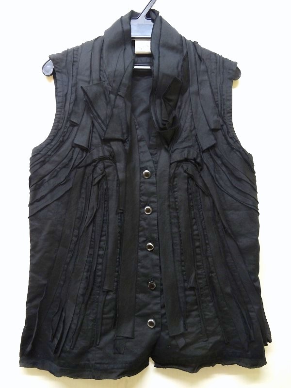 ISSEY MIYAKE イッセイミヤケ デザインベスト 2 IM61FJ064 PLEATS PLEASE プリーツプリーズ