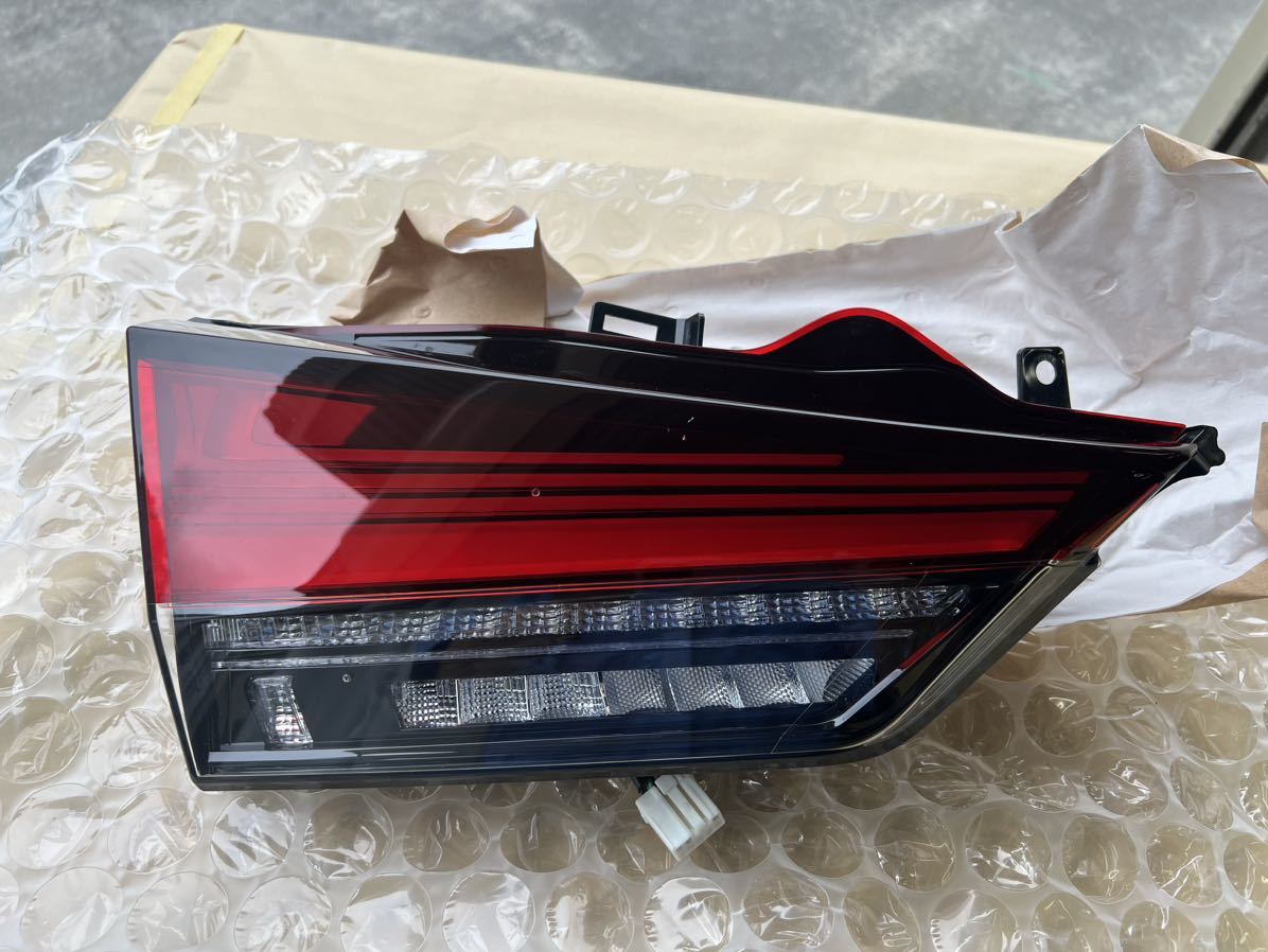 レクサス テールランプ RX 4代目 テールランプAL20型テールライトRX200 