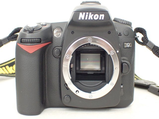 Nikon デジタル一眼レフカメラ D90 ボディ バッテリー2個/充電器付き