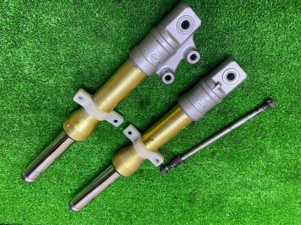 522-22S スズキ ZZ CA1PB フロントフォーク 左右 SUZUKI ジーツー 全