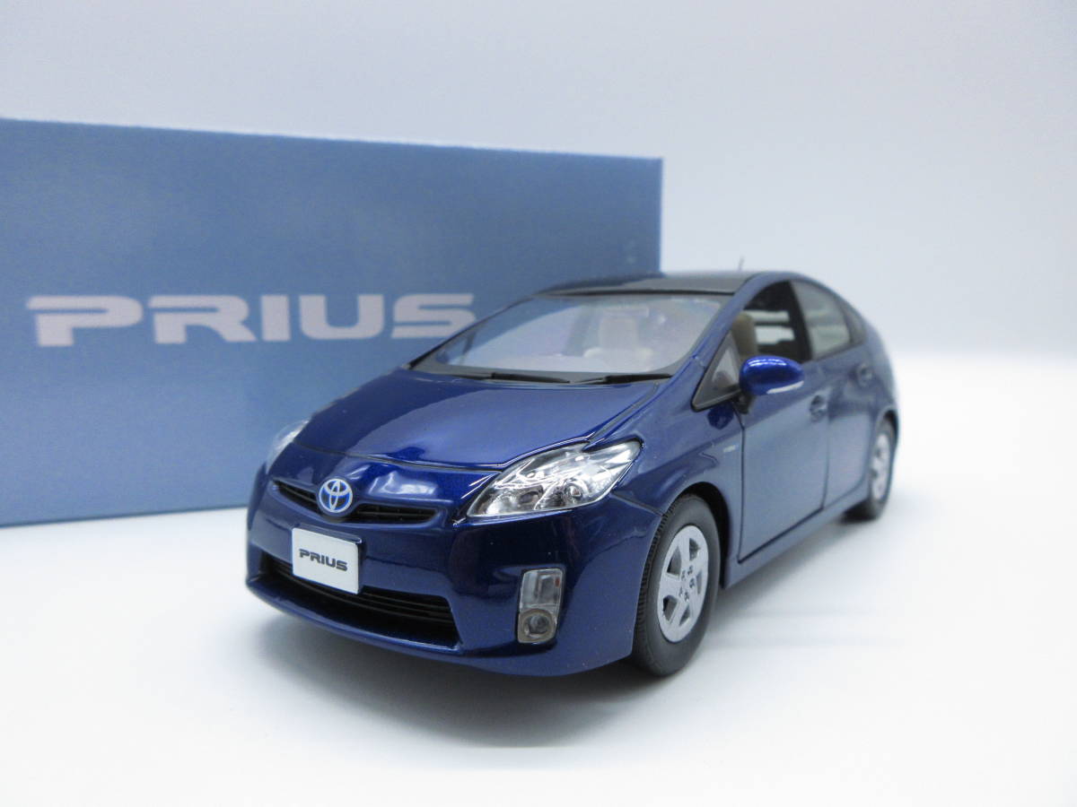 トヨタ PRIUS ミニカー 1⁄30 | プリウス 3代目プリウス 30系 非売品 30