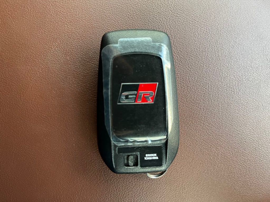 TOYOTA 厳つく ハイラックス純正スマートキー 