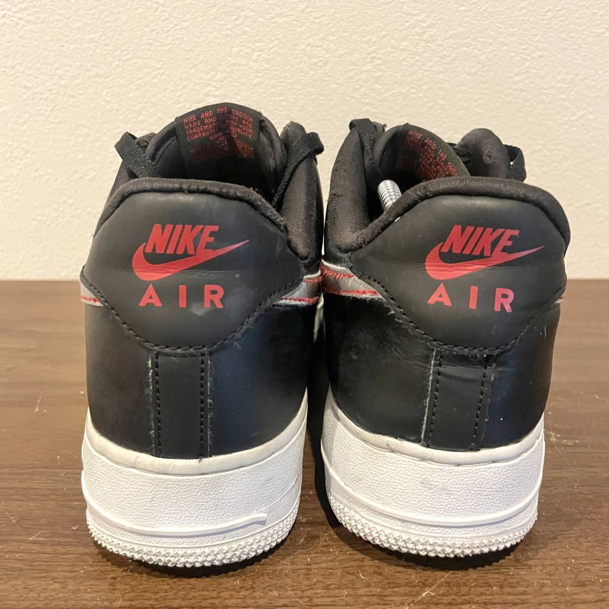 NIKE AIR FORCE 1 