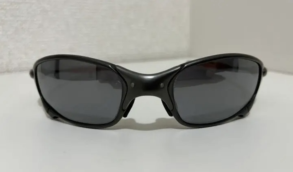 長渕剛も着用 新品、未使用！！OAKLEY オークリー サングラス JULIET 
