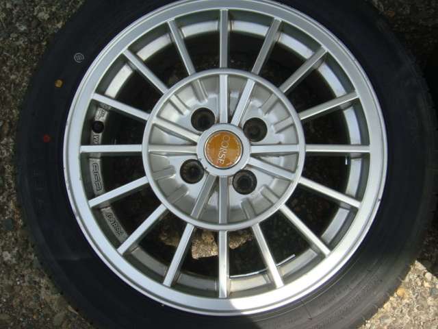 即決！フィアット 500 AGA CORSE 15インチ 6J 4H PCD98 +40 ZEETEX 185 