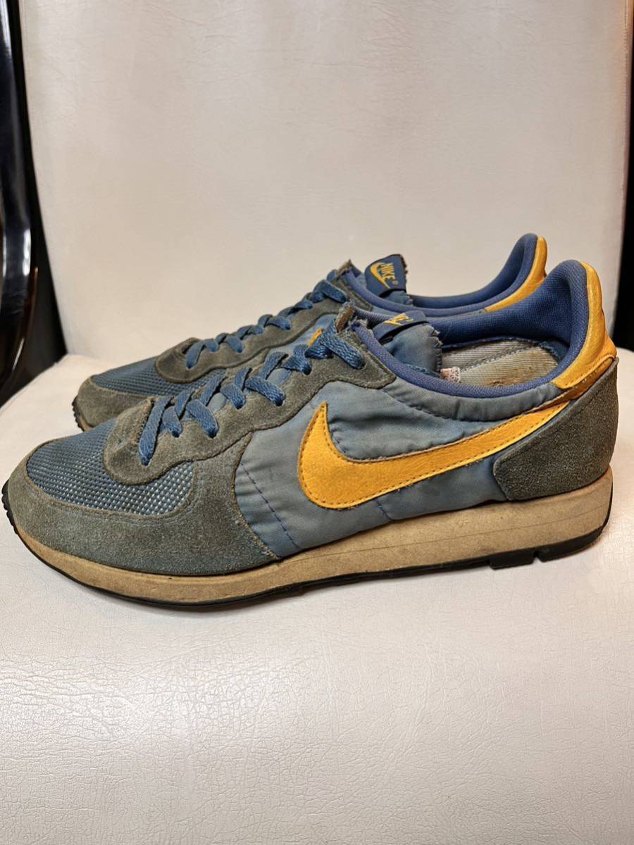NIKEナイキINTERNATIONALISTアメリカ製/筆記体ゴツナイキ風車