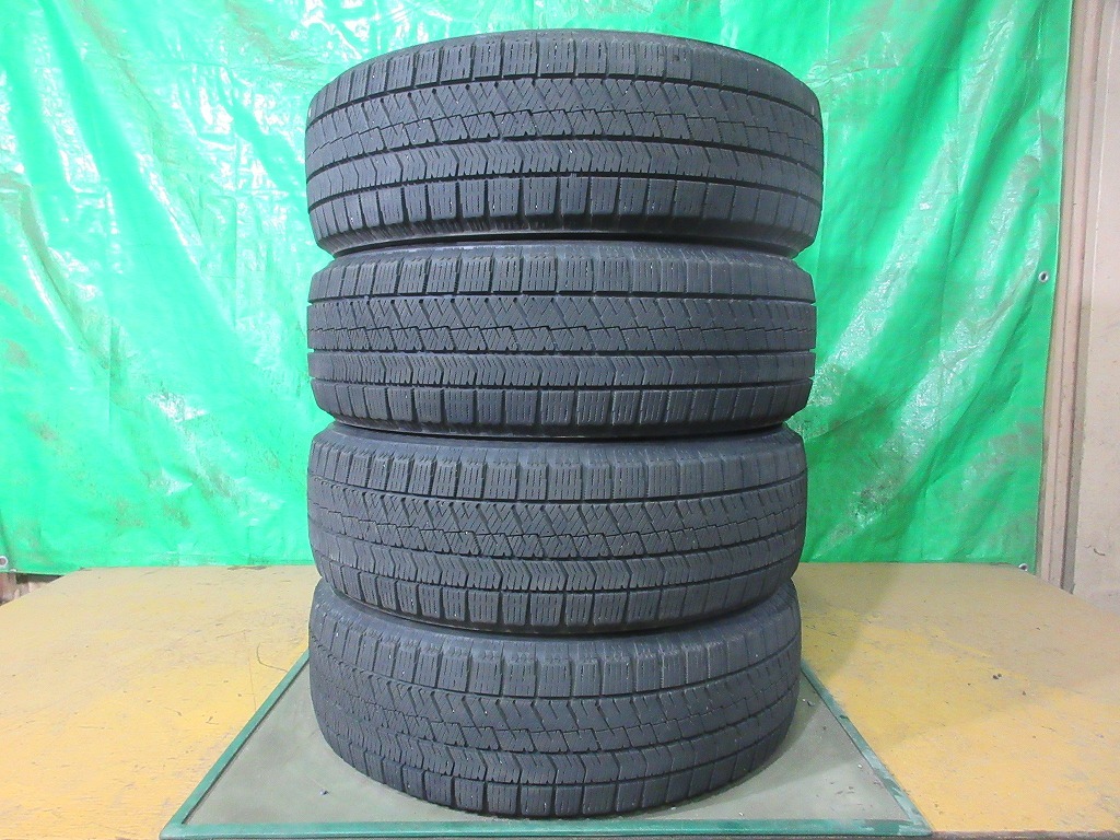 1本です。225/55R18 ブリヂストン DUELER H/P 2020年 深溝中古タイヤ