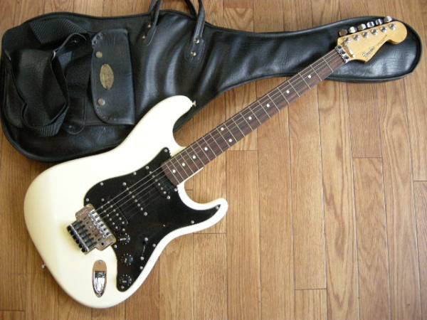 ◇Fender JAPAN ストラト EX-TREM Fシリアル 86-87年製 難有り
