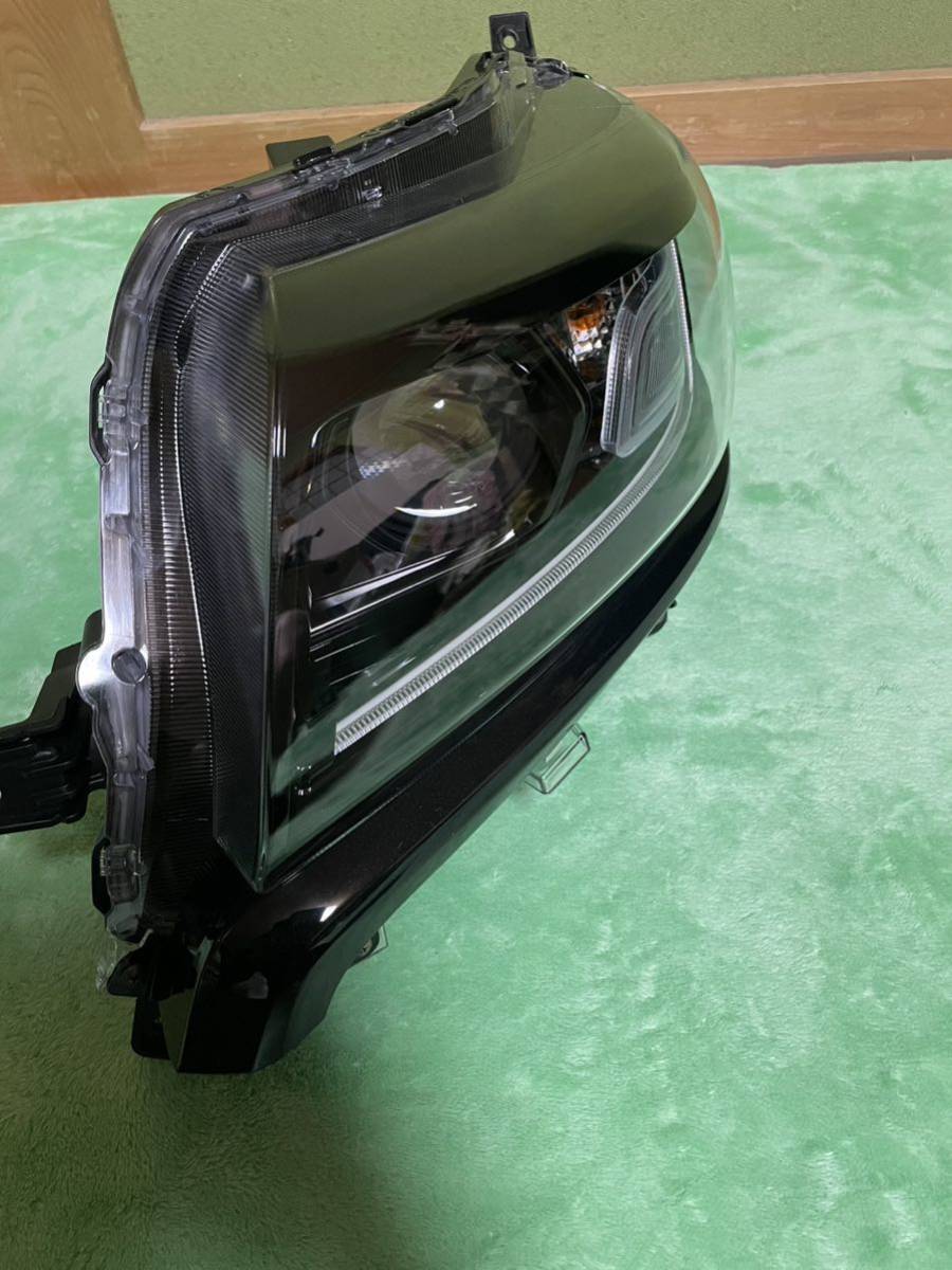 ☆新車外し☆ スズキ 純正 MK33V スペーシア ベース LED ヘッドライト