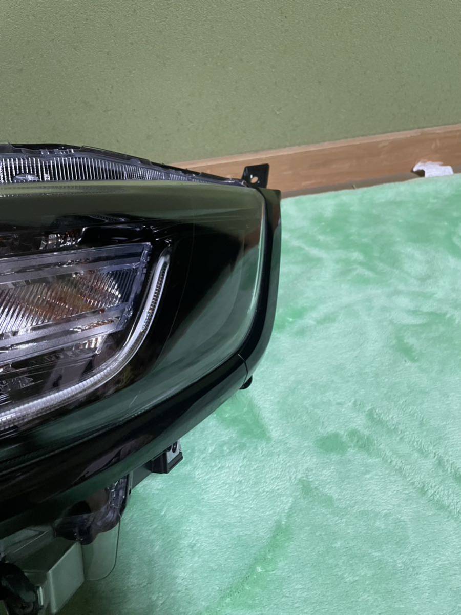 ☆新車外し☆ スズキ 純正 MK33V スペーシア ベース LED ヘッドライト