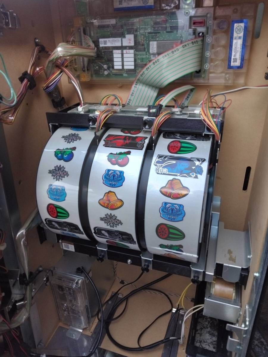 パチスロ 実機 タイヨーエレック ブラッドプラス コイン不要機