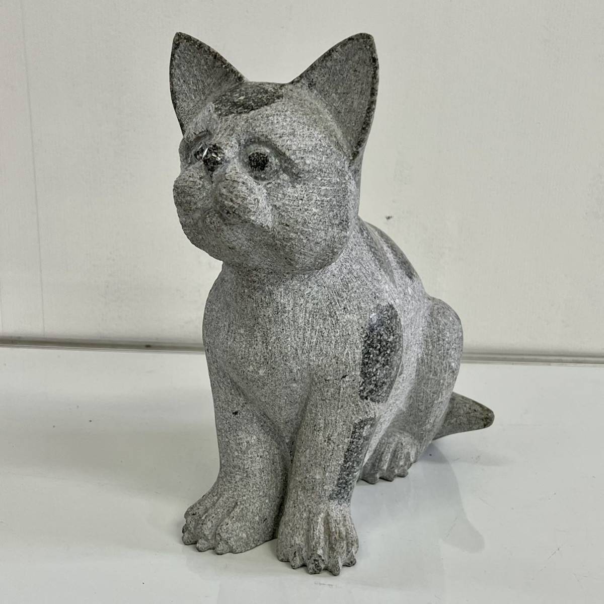 蔵出□時代物 御影石 石造石彫 猫石像□庭石置物玄関庭園ガーデン 