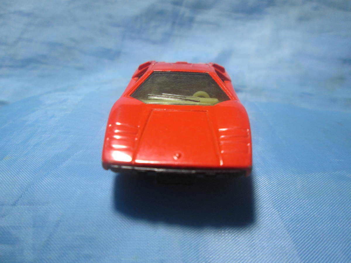 トミカ 日本製 No.F37 ランボルギーニ・カウンタック LP-400
