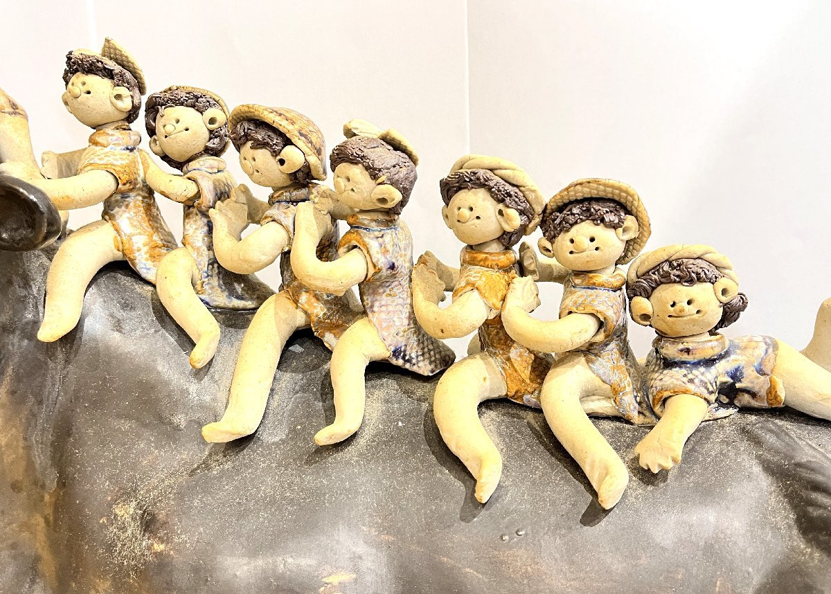 砥部焼 森元青芳 青芳作 牛 人形8体 置物 - 砥部焼 青