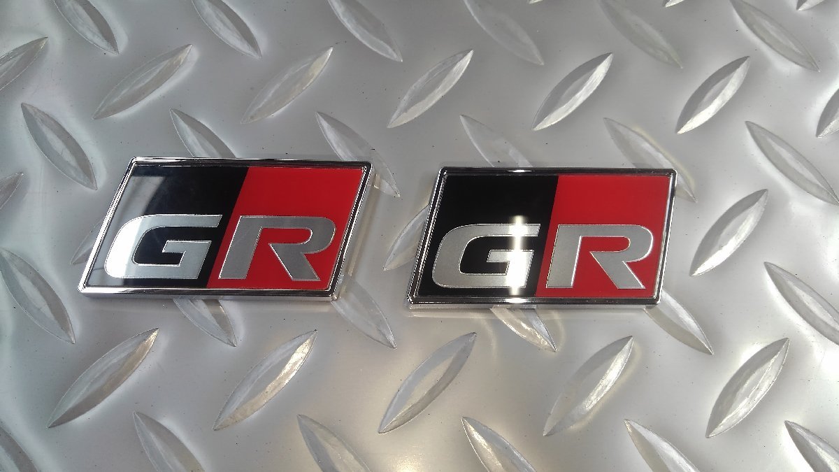 GRヤリス GXPA16 フェンダーエンブレム エンブレム 75362-52090(トヨタ