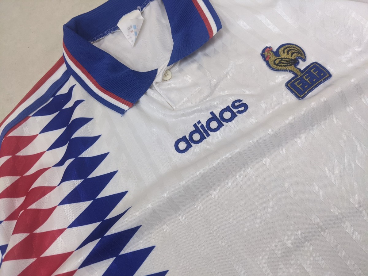5．2点デサント製アディダス フランス代表 6番 サッカーユニフォーム